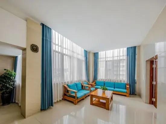 Chuxiong Yuyu Holiday Hotel