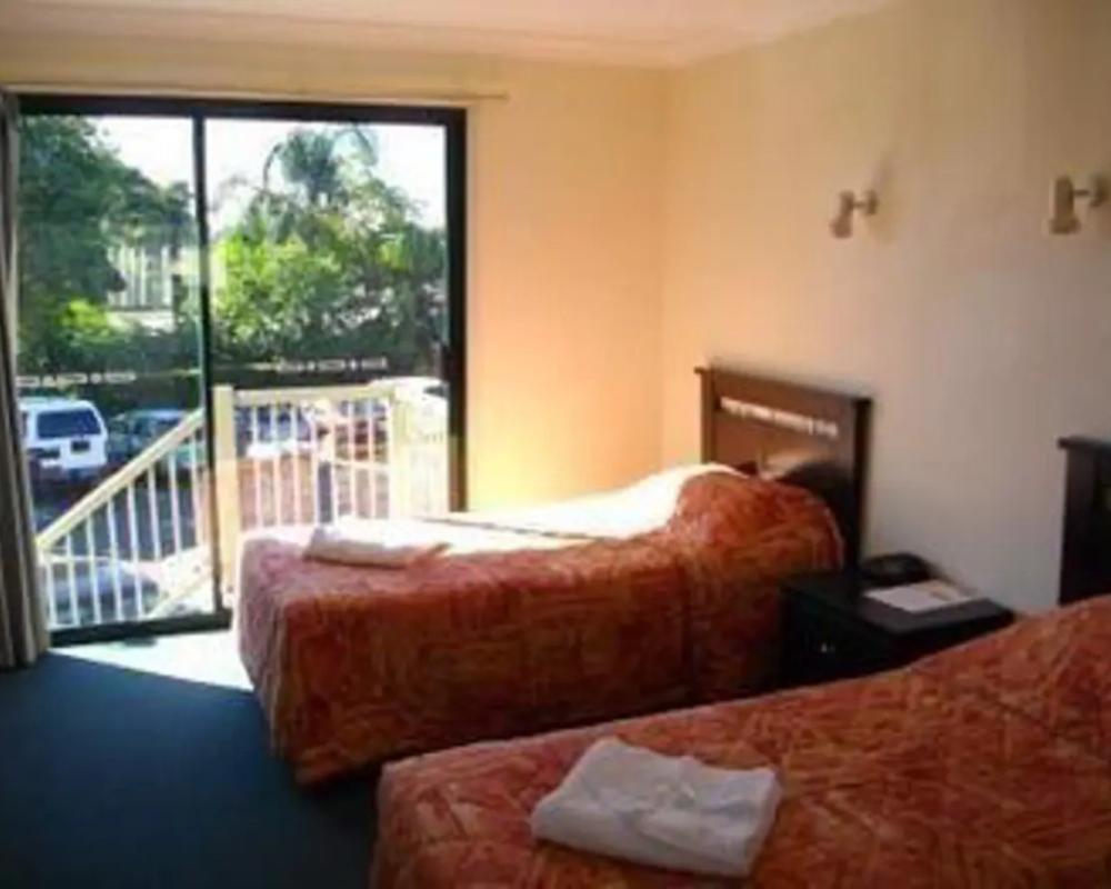 фото Wallaby Hotel
