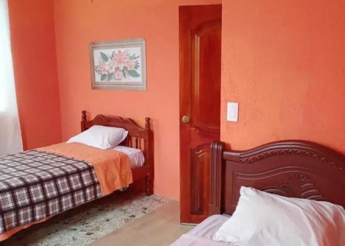Tena - 4 Beds - Sleeps 12 - Pet Friendly - Hot Tub