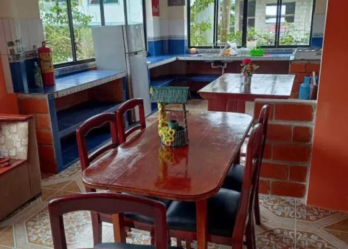 Tena - 4 Beds - Sleeps 12 - Pet Friendly - Hot Tub