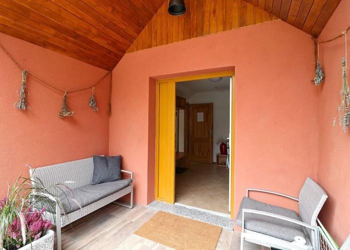 Apartments Laznica