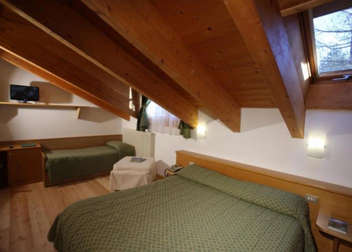 Hotel Garni Lago Nembia