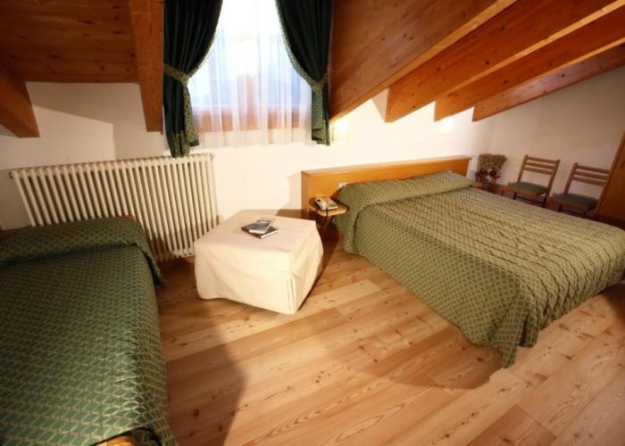 Hotel Garni Lago Nembia