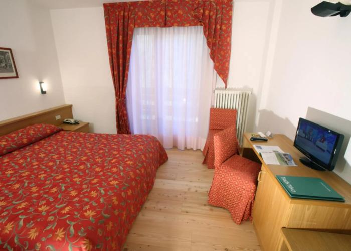 Hotel Garni Lago Nembia