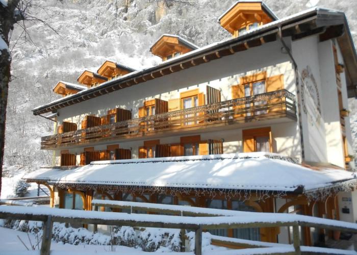 Hotel Garni Lago Nembia