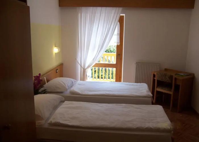 Alpen Hotel Rabbi