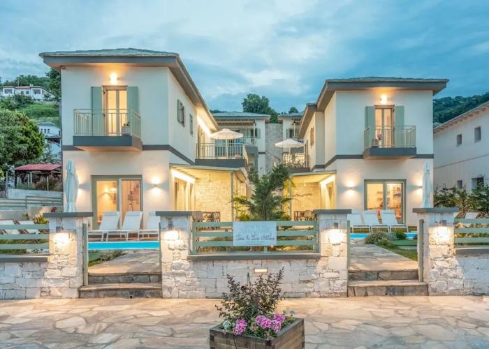 Sea and Sun Luxury Pools' Villas