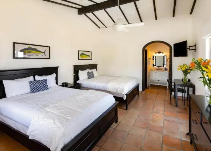 La Marina Inn