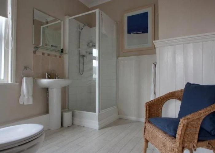 Gyves Guest House