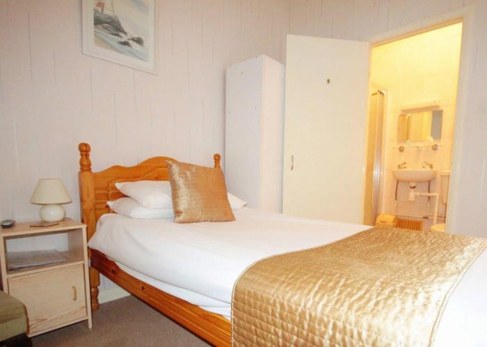 Marine Parade Hotel