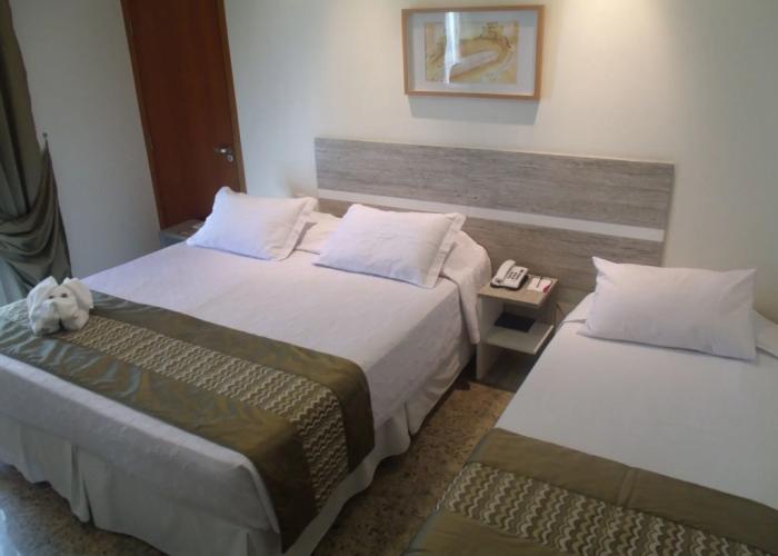 Colonial Plaza Hotel