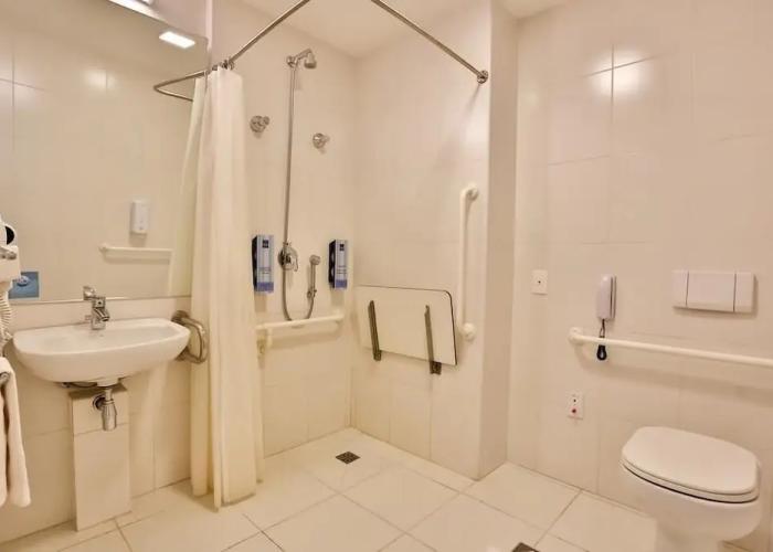 Summit Suites Pindamonhangaba