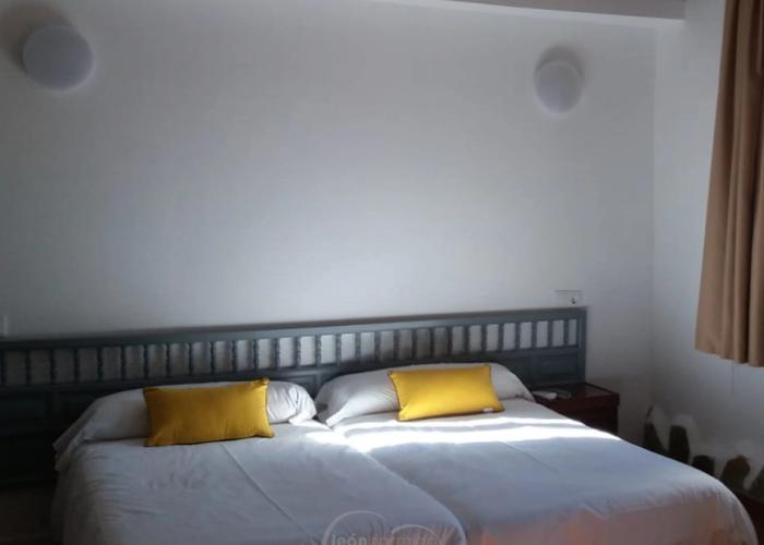Hostal Leon Dormido