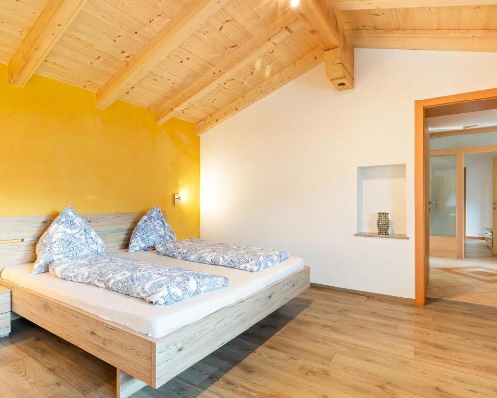Comfy Apartment in Hollersbach im Pinzgau near Lake