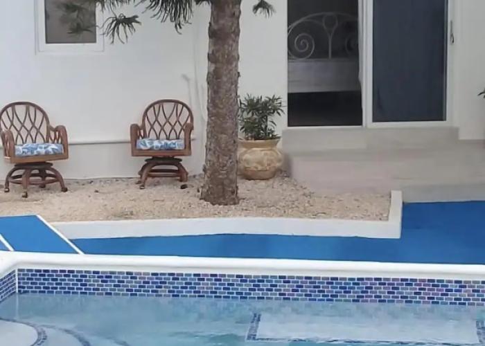 Ocean Front Property - Villa 4 Aruba w pool view