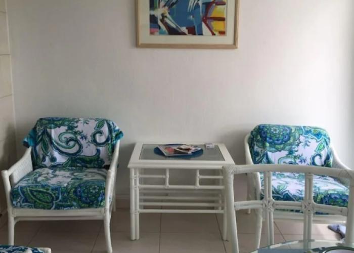 Cute beach apartment