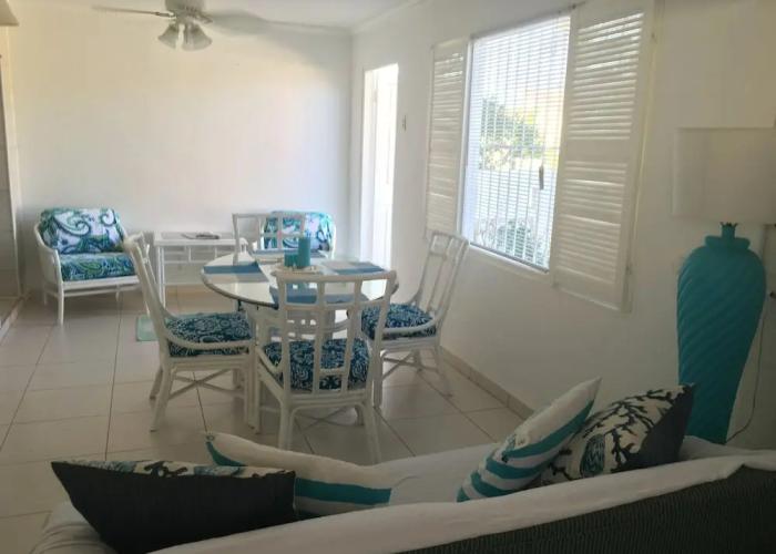 Cute beach apartment