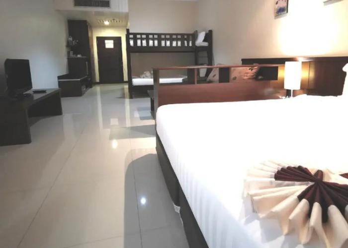 Green World Palace Hotel