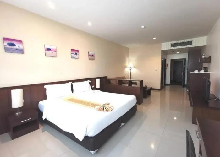 Green World Palace Hotel