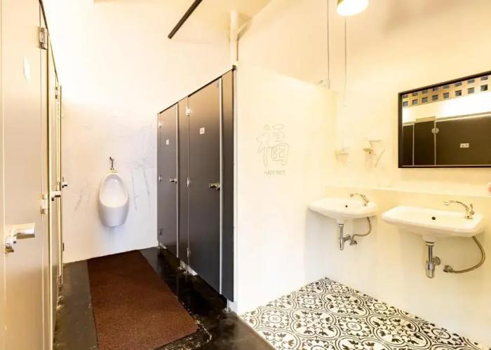 Yu Cafe Hostel