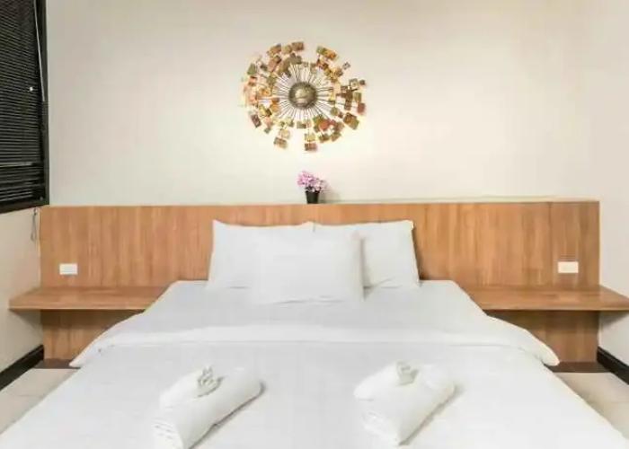 V Hotel Vajira