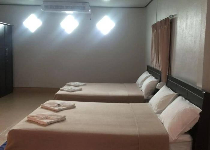 Phumthadarommanee Resort