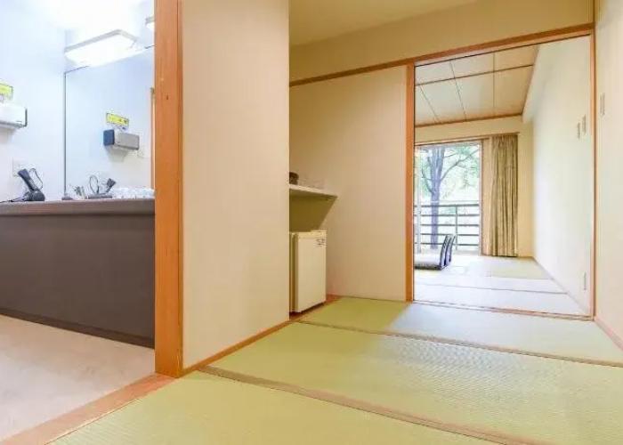 Higashiyama Onsen Maple Plaza
