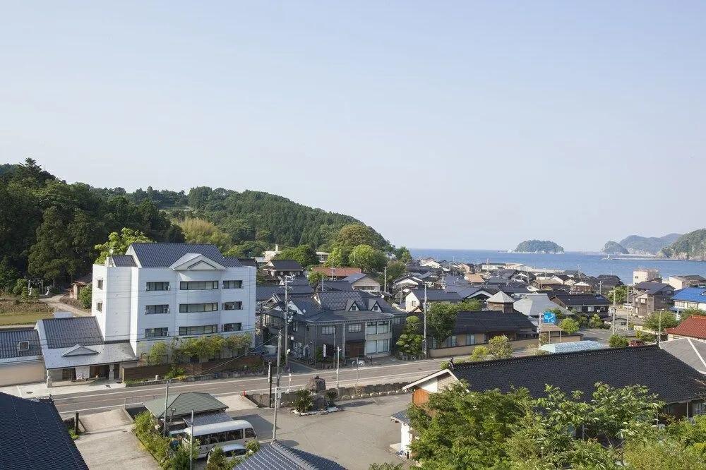 фото Sadasuke