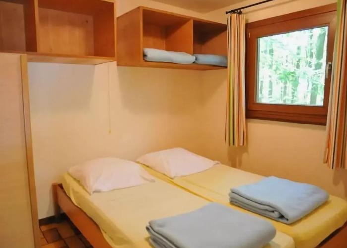 Cozy, Wooden Chalet With a Microwave, Located in a Forest