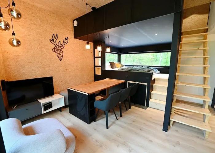 Modern Holiday Home With Terrace