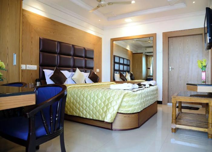 Tri Sea Hotel