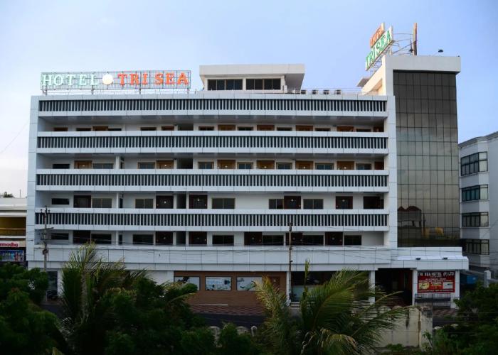 Tri Sea Hotel
