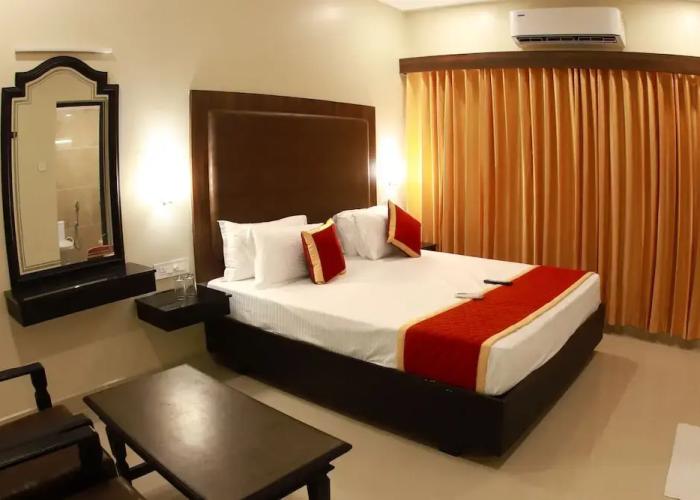 Hotel Sri Devi