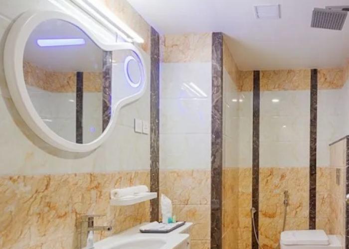 Hotel Lance International