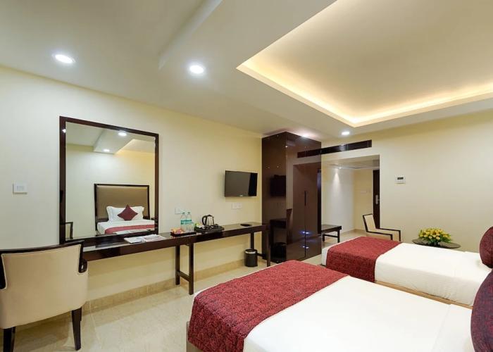 Hotel Lance International