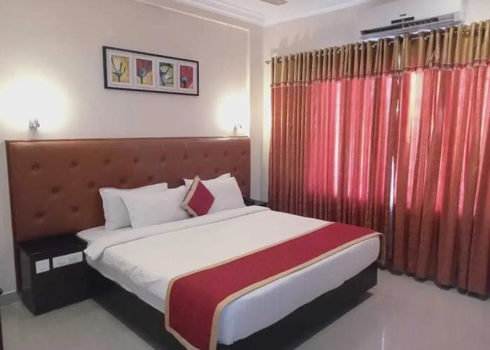 Hotel Sahana Castle