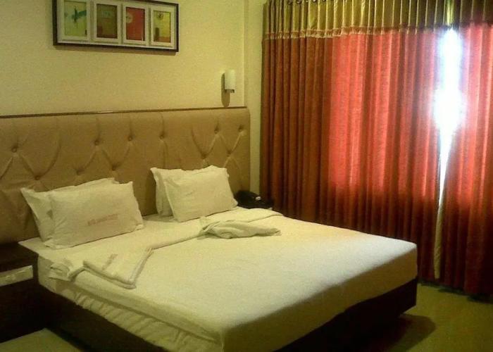 Hotel Sahana Castle