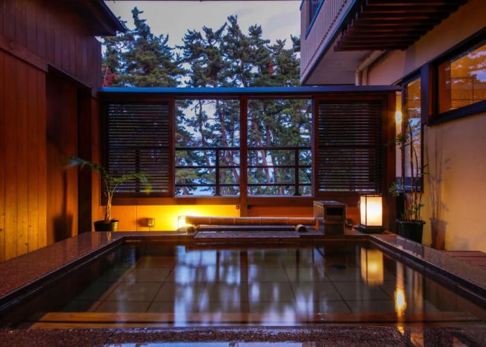 Hotel Shirahamaso