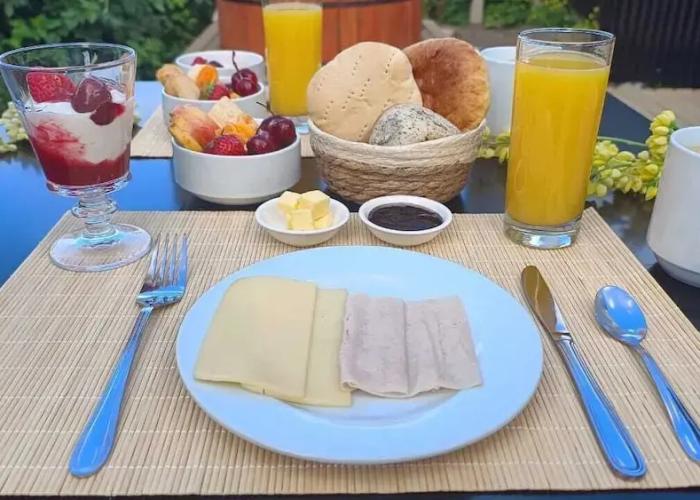 Hotel Bacaris