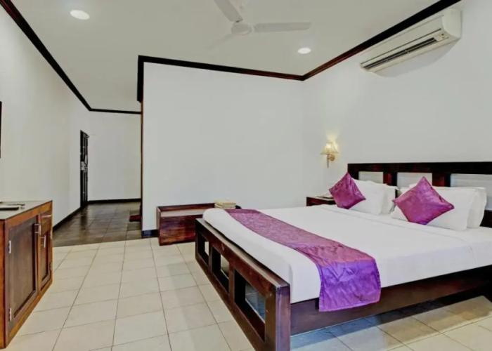 Treebo Premium Travancore Palace Cherthala