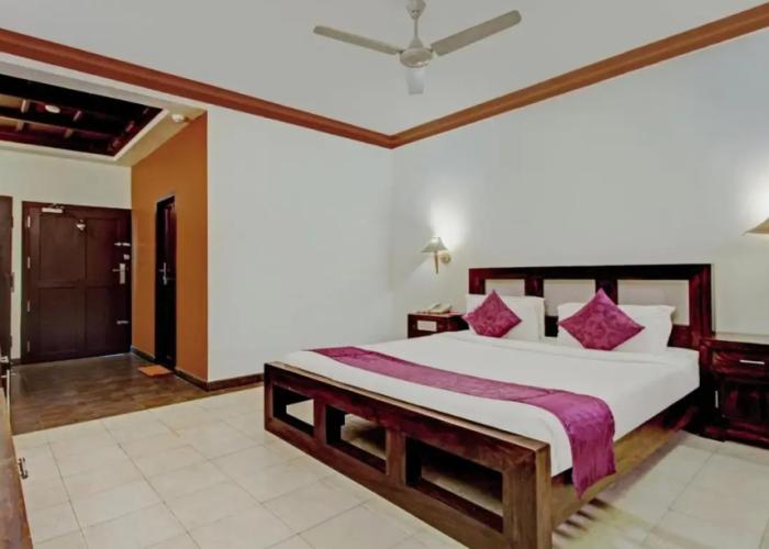 Treebo Premium Travancore Palace Cherthala