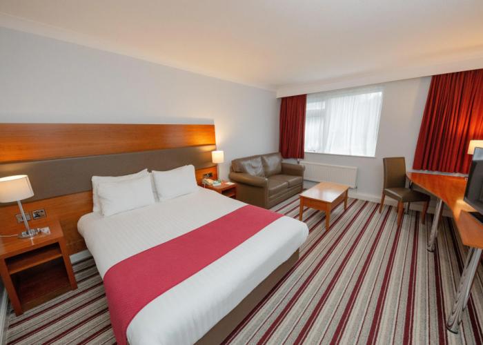 Holiday Inn NEWPORT by IHG