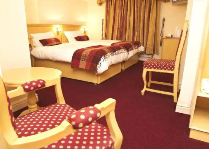 Gateway Hotel