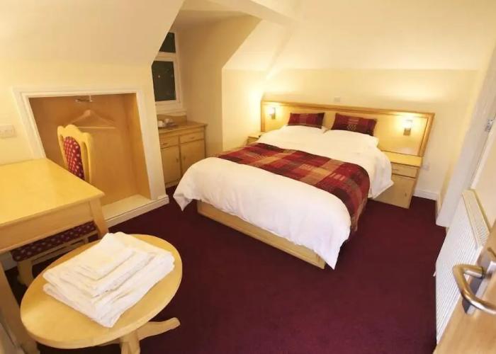 Gateway Hotel
