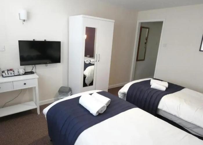 The Riverside Hotel