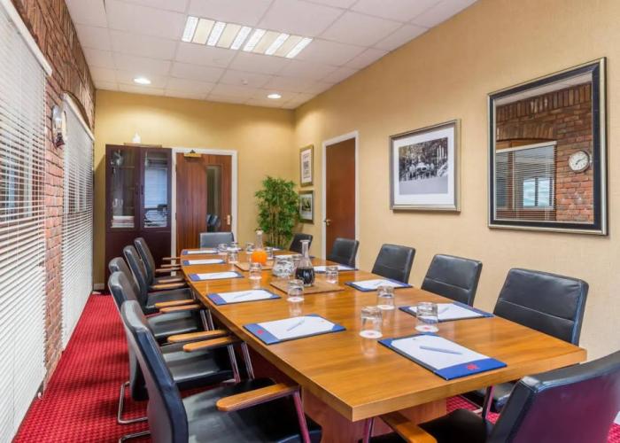 Parkway Hotel & Spa