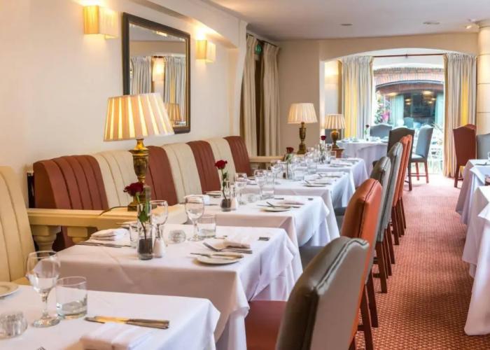 Parkway Hotel & Spa
