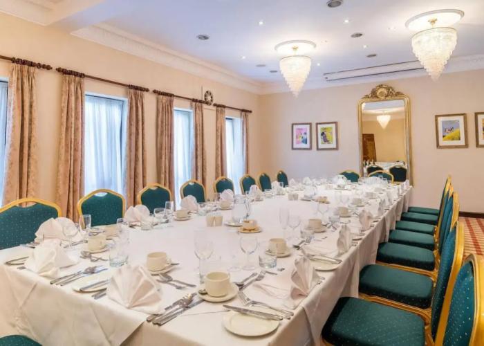 Parkway Hotel & Spa