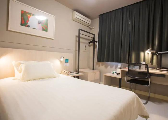 Jinjiang Inn Select Haikou Qilou Old Street Binhai Avenue