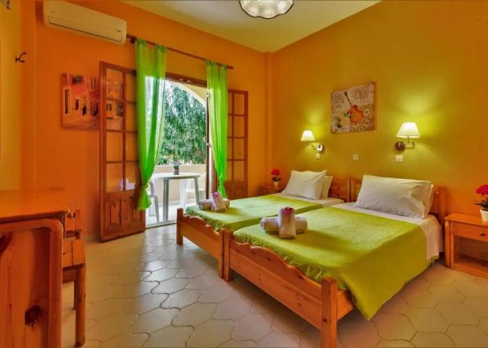 Villa Olive apartments